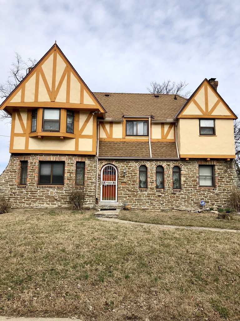 Egan Hills Drive, Paddock Hills, Cincinnati, OH Warren LeMay Flickr