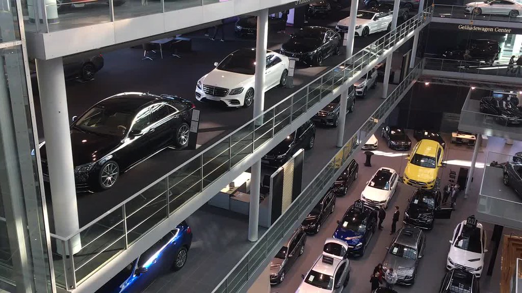 Munich Mercedes Benz Dealer Mercedes Benz Dealer in Munich… Flickr