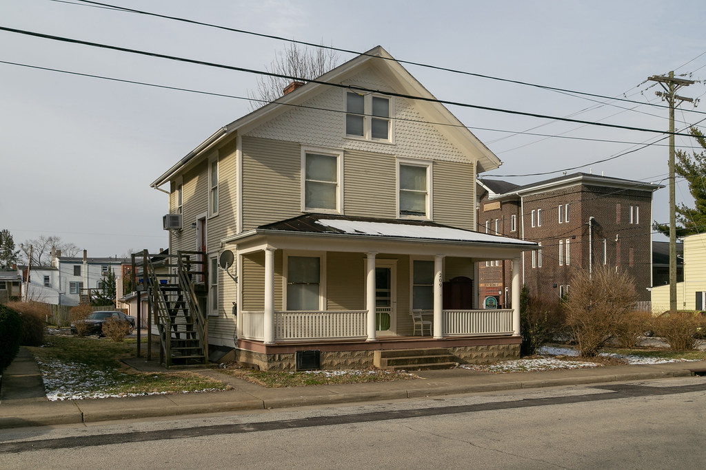 House — Batavia, Ohio Christopher Riley Flickr