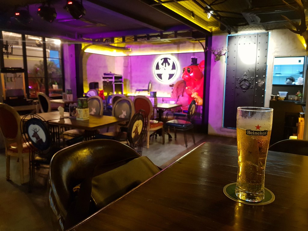 青蛙生活点滴 Froggy's Bits of Life 香煎小羊肉 Lamb Cutlet w/Mint Sauce & Heineken