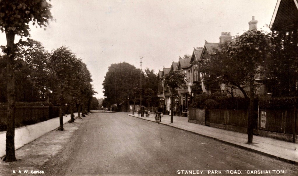 Carshalton. Stanley Park Road in S&W Series. 1925 Mark Crombie Flickr