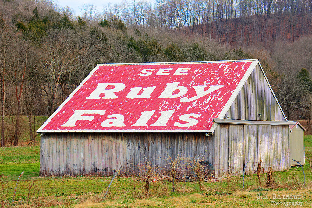 See Ruby Falls barn Wartrace, Tennessee Wartrace, TN is … Flickr