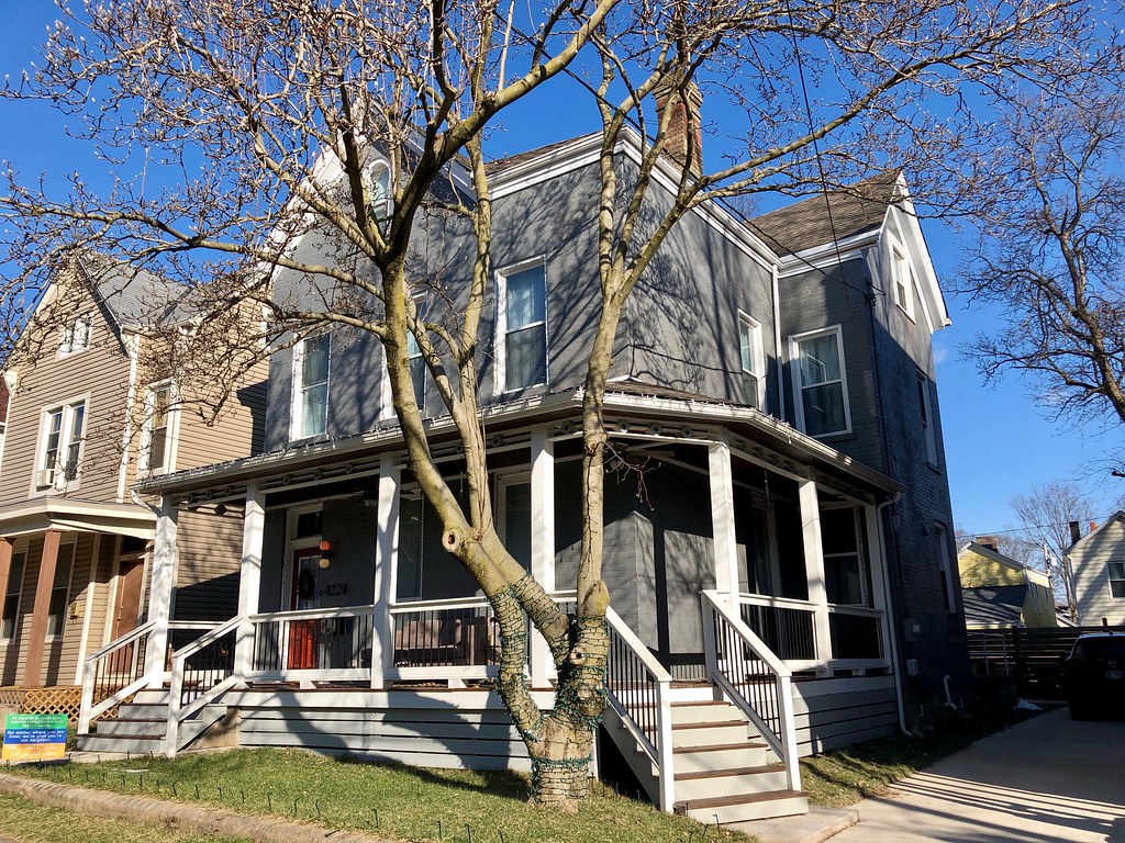 Williamson Place, Northside, Cincinnati, OH Warren LeMay Flickr