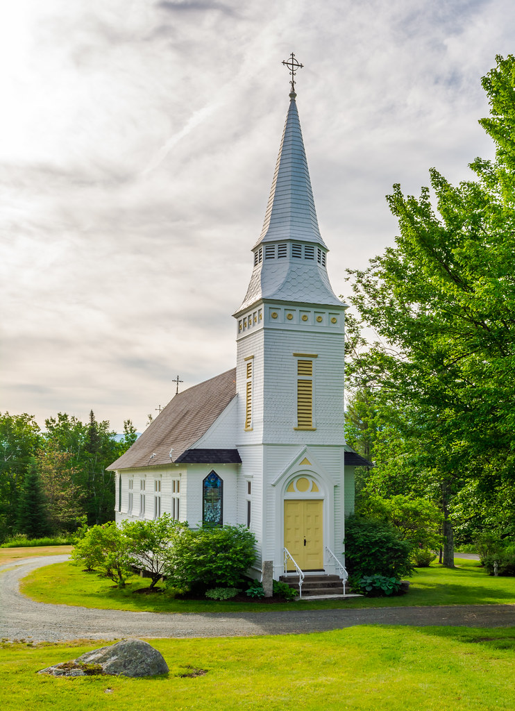 St. Matthew's Chapel Chapel in Sugar Hill New Hampshire in… Flickr St. Matthew's Chapel Chapel in Sugar Hill New Hampshire in… Flickr