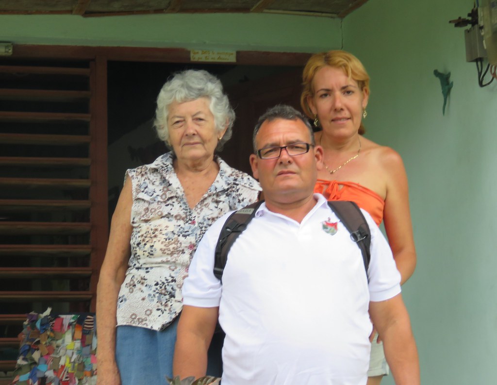 Visiting Orestes Mother and Sister Near Los Pasos, Banes, … Flickr