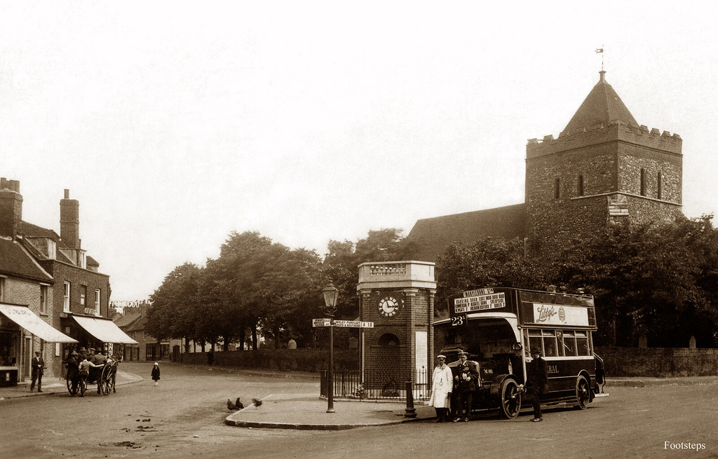 Rainham, Essex ESS 2043 The Broadway, Rainham, Essex Date… Flickr