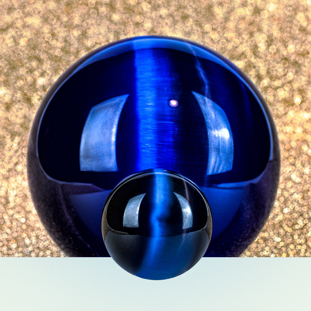 Kilroy was here I took this shot of two fiber optic sphere… Flickr