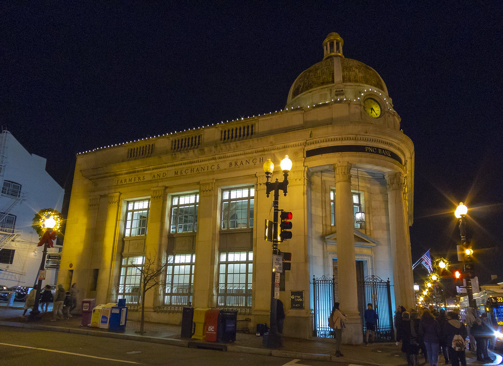 GLOW light exhibits 2018 Nick Hobgood Flickr