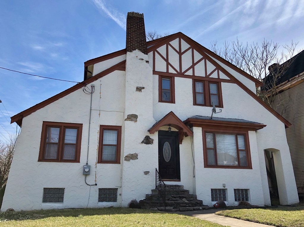 Paddock Road, Bond Hill, Cincinnati, OH Warren LeMay Flickr