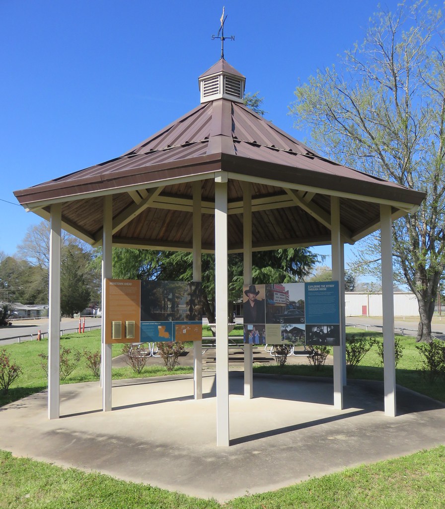 Elevation of 3, LA, USA Topographic Map Altitude Map