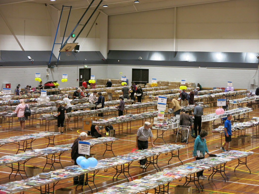 Big Bargain Book Sale preview at Pioneer Recreation and Sp… Flickr