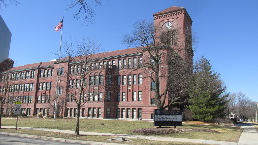 The huge Lyons Township High School. La Grange Illinois. S… Flickr