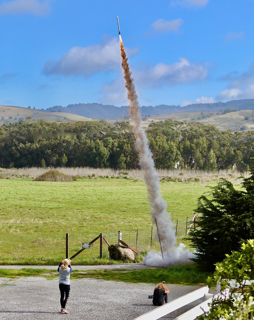 First Test Flight of the Supersonic SpaceX Falcon 9 Kit Flickr