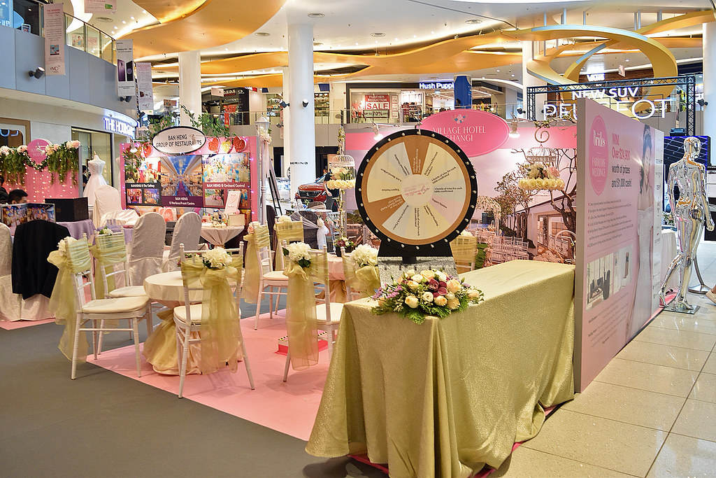 Wedding Dresses Promotion at the central atrium, VivoCity.… Choo