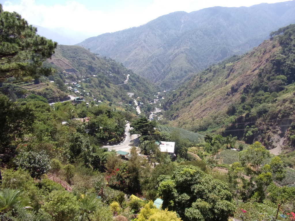Kennon Road Baguio City, Benguet, Philippines. Anthony SP Flickr