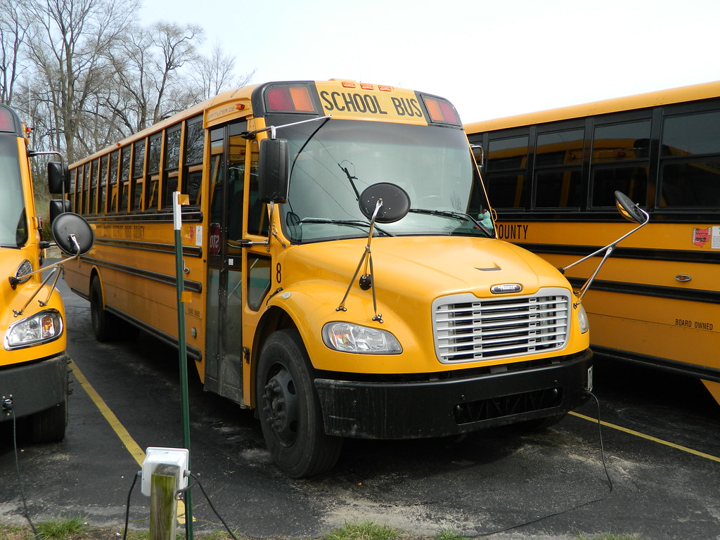 Zane Trace Local School District 8 Bus lot Chillicothe, … Flickr