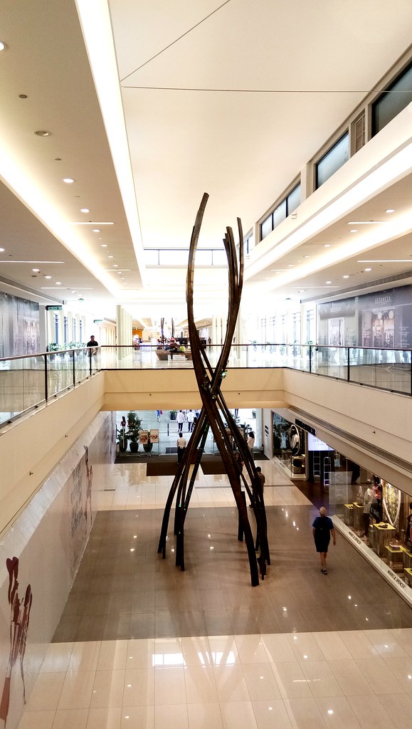 Interior design of Estancia Mall.... dess Aranzado Flickr