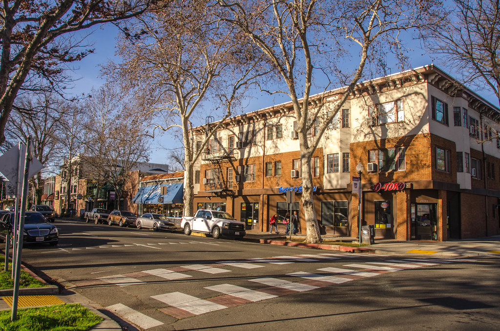 Midtown Sacramento Midtown is a quiet, treelined, primari… Flickr