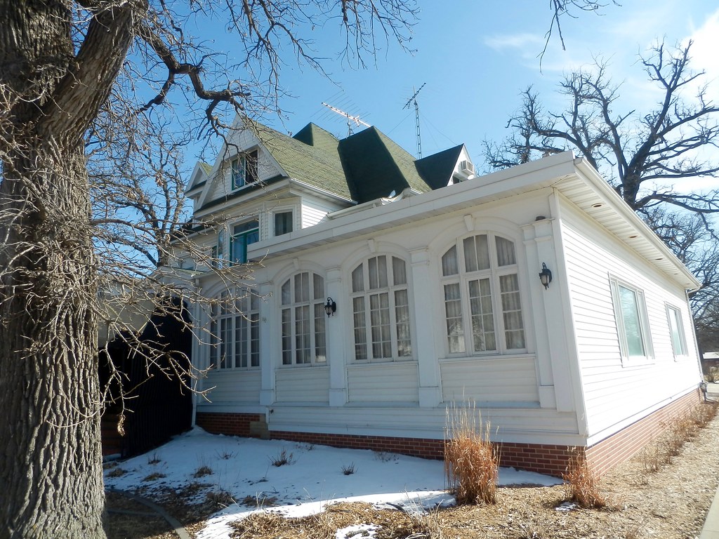 chapel view former Farber & Otteman Funeral Home Sac C… Flickr