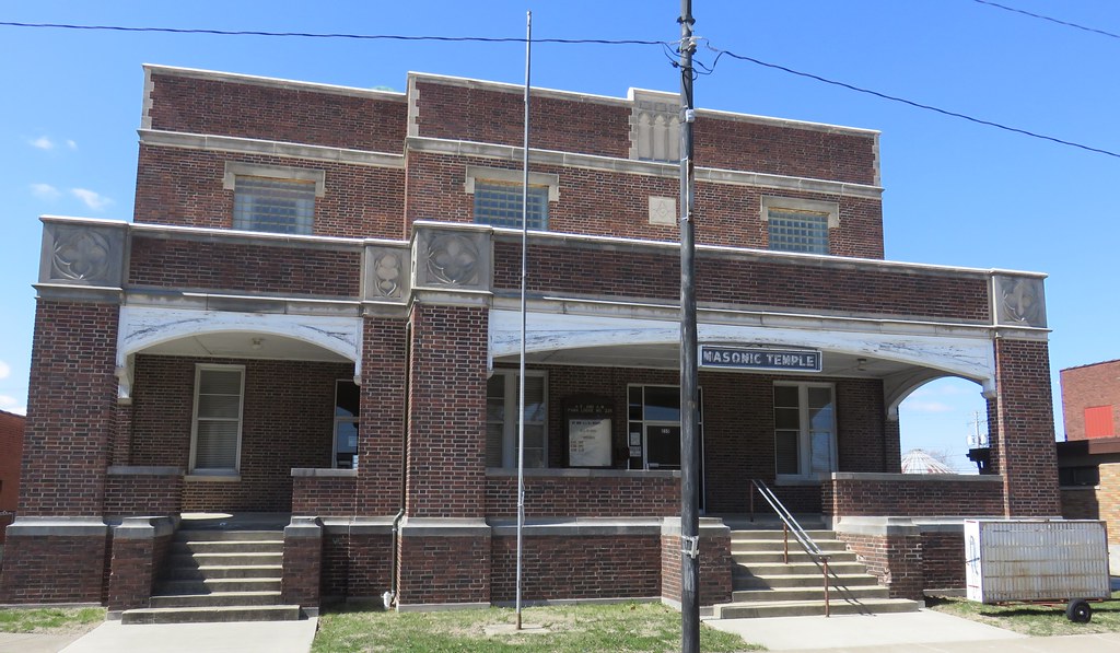 Masonic Temple (Pana, Illinois) Pana, pronounced PAYnuh, … Flickr