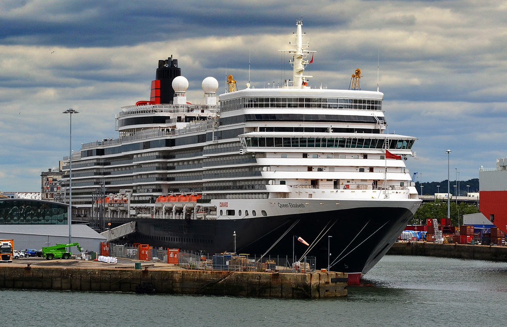 Queen Elizabeth MS Queen Elizabeth is a cruise ship of