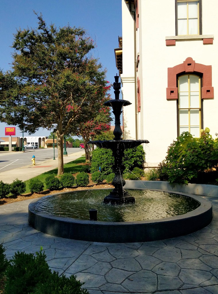 Concord, NC Cabarrus County Courthouse Fountain This lov… Flickr