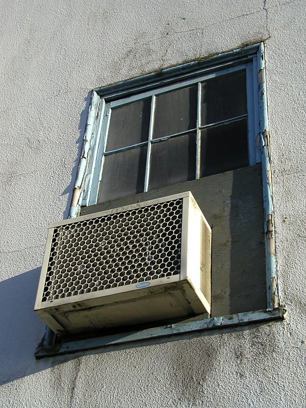 HVAC expert’s take on windowtype air conditioning Blue Diamond Plumbing