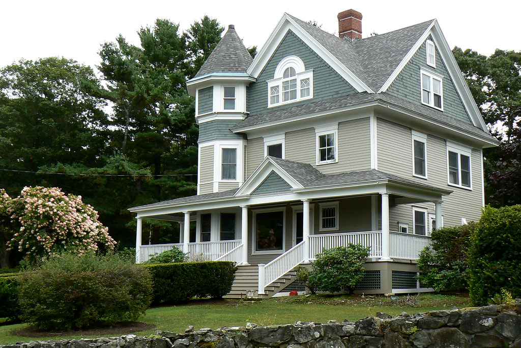 In Kittery, Maine One of many beautiful houses in Kittery