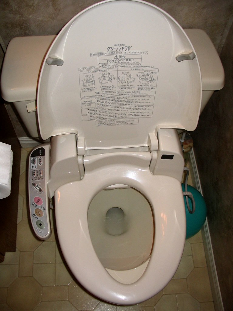 Japanese Toilet in Canada Mark has had a Japanese Toilet i… Flickr