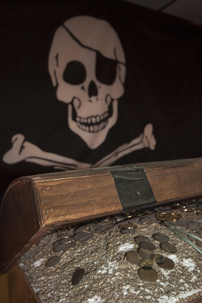 treasure chest Skulls at Beachlands Hayling Island vallgall Flickr