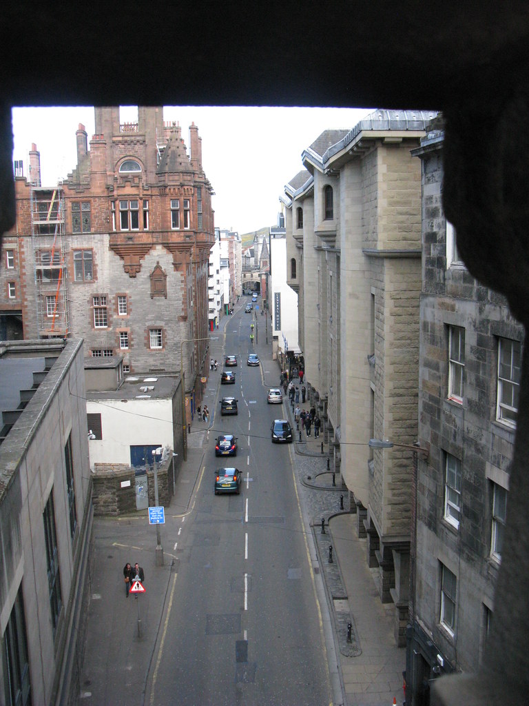Edinburgh_Cowgate.2 Edinburgh, Scotland Cowgate from Flickr