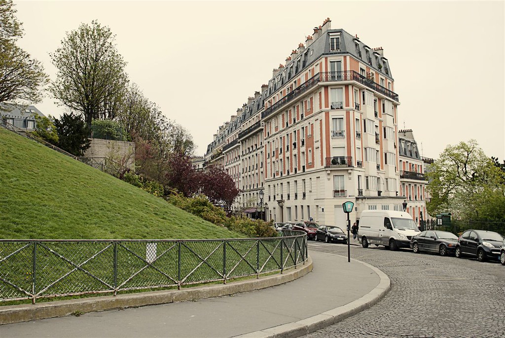Rue Lamarck, Montmartre, Paris Montmartre is a hill (the b… Flickr