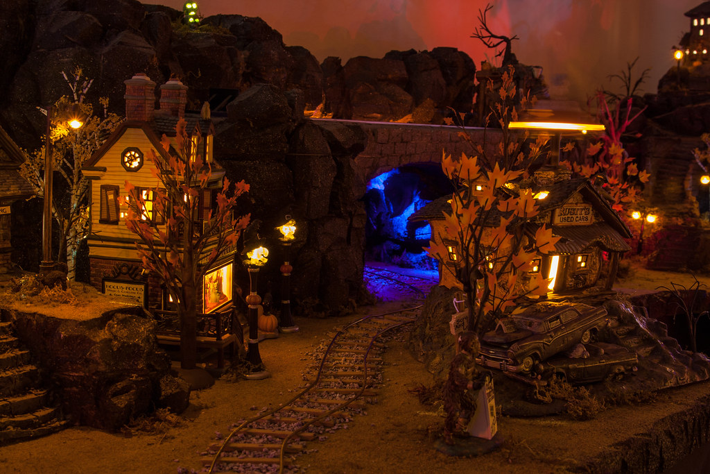 Dept 56 Halloween Village 2010_IMG_28092 cherie001 Flickr