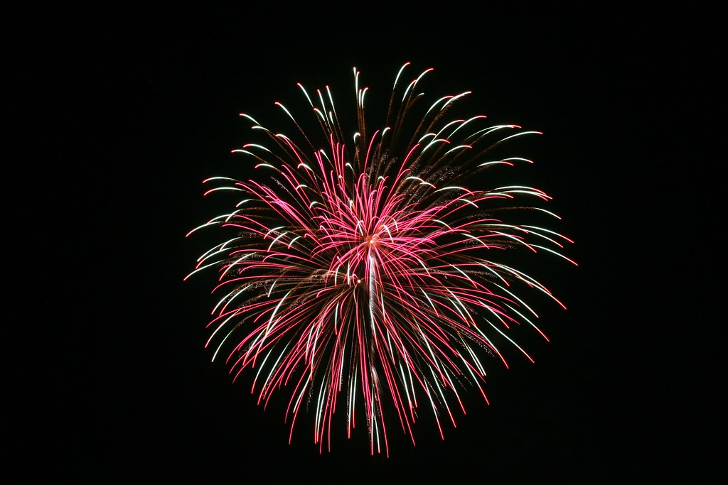 IMG_38671 Auburn fireworks July 4, 2012 Glenn McCarley Flickr