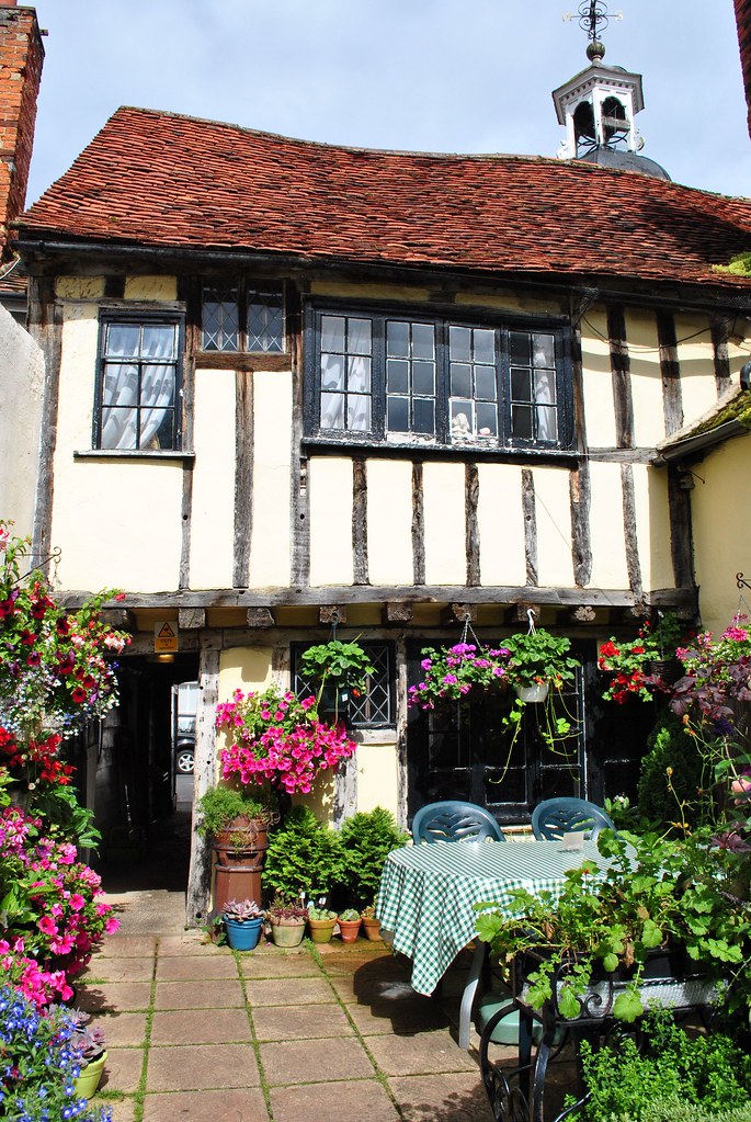 The 15th century Clock House Tea Rooms at Coggeshall, Esse… Flickr