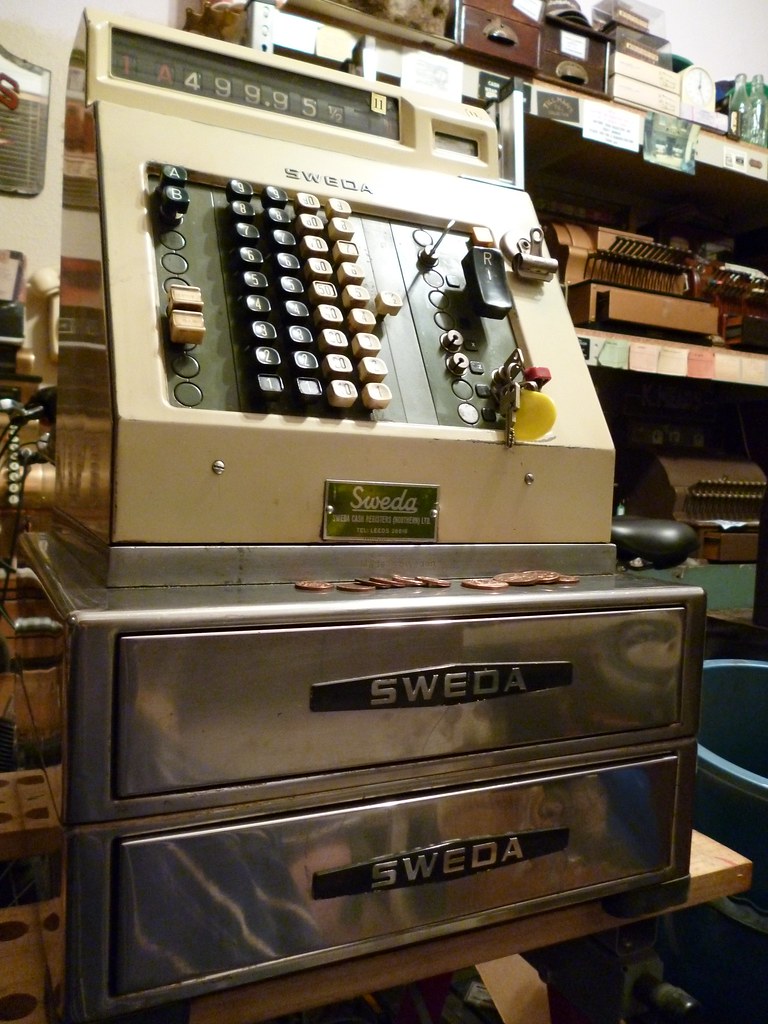 SWEDA CASH REGISTER 1970s This very rare 2 draw SWEDA CASH… Flickr