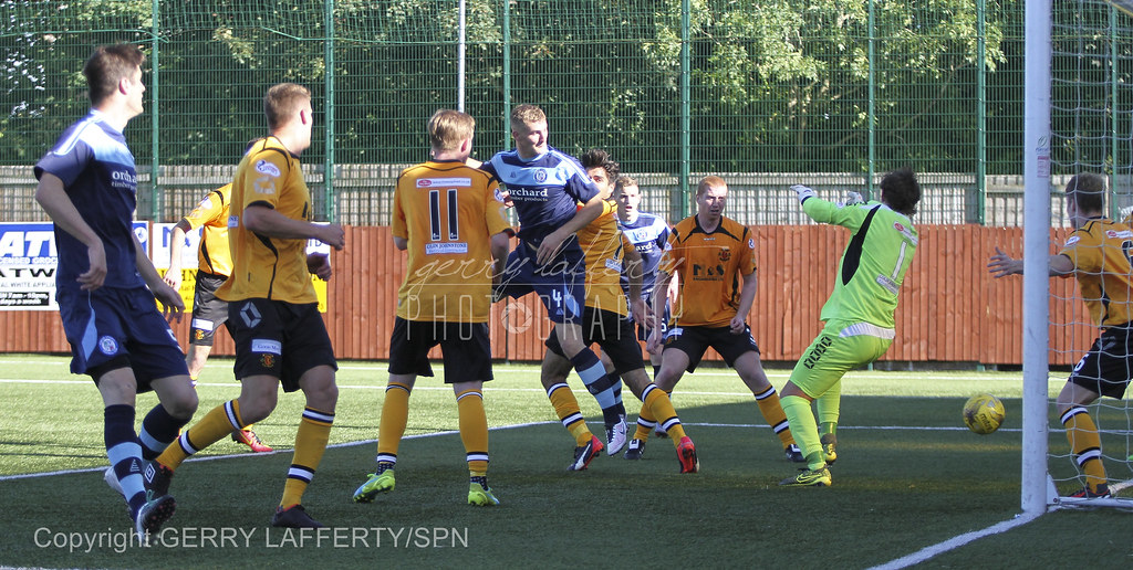 Annan Athletic FC v Forfar Athletic FC, SPFL Ladbrokes Lea… Flickr