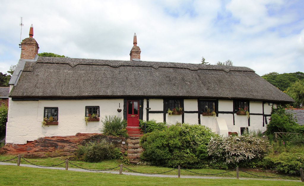 Burton Village Burton is a village on the Wirral Peninsula… Flickr