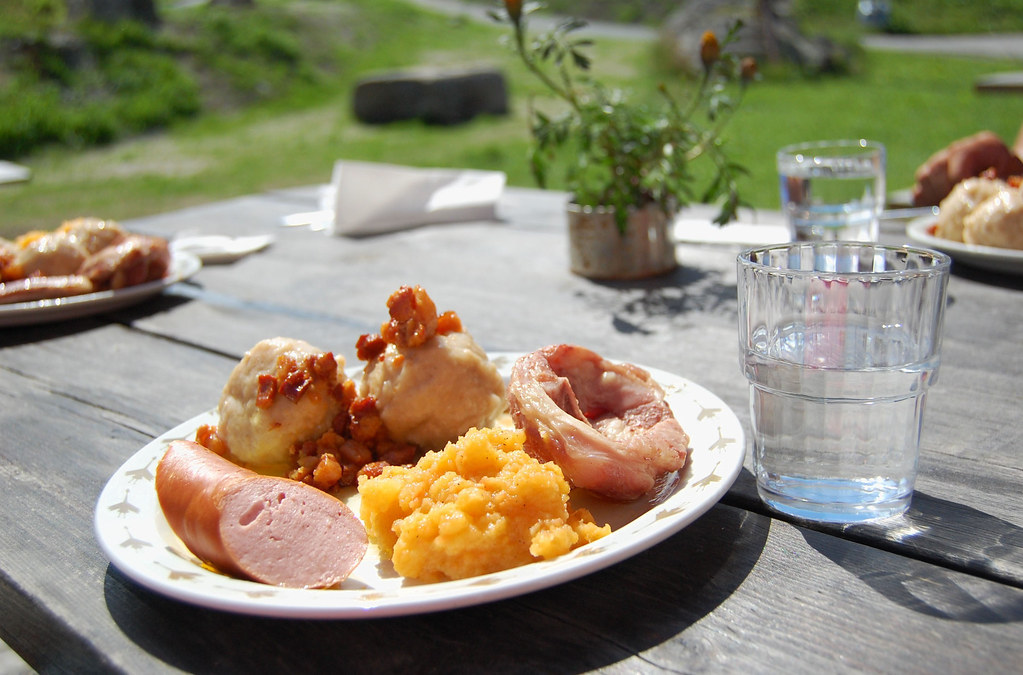 Norwegian dinner =9 A really good Norwegian dish with koml… Flickr