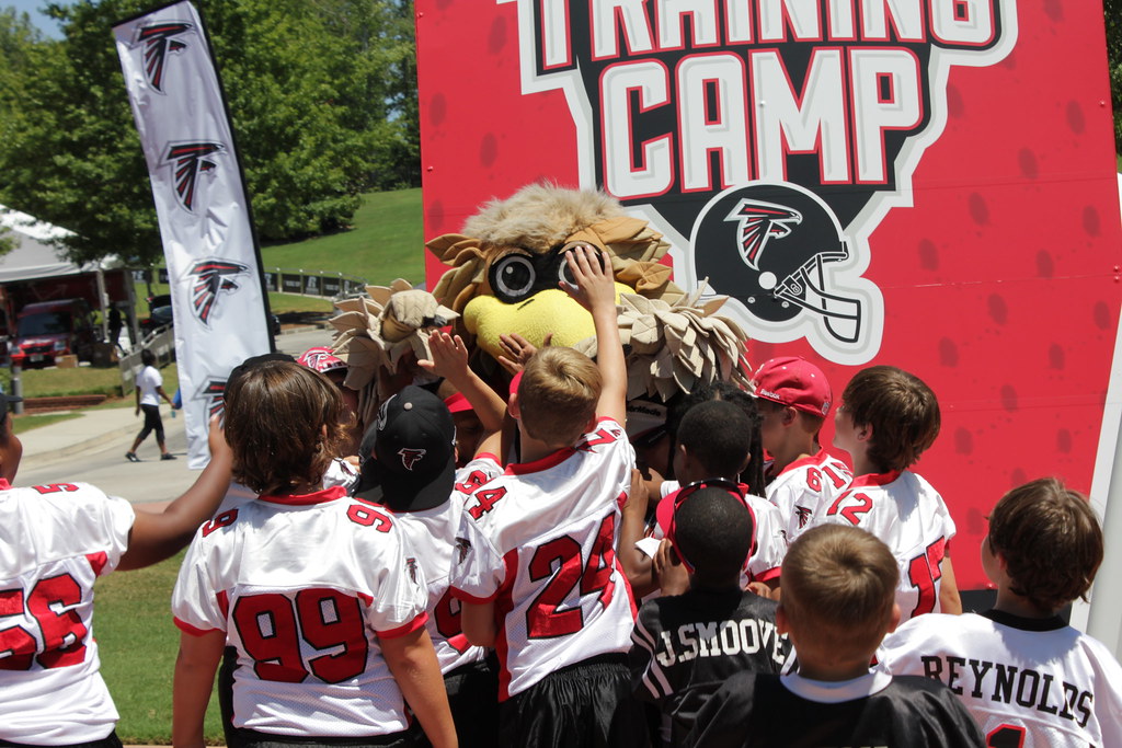 2012 Atlanta Falcons Youth Weekend // Youth ages 17 and un… Flickr