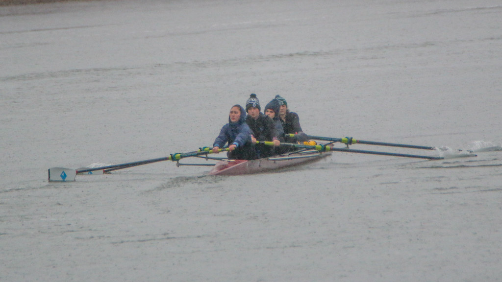 DuxburyHSGirlsRowingGreenHarborRiver431865 Flickr