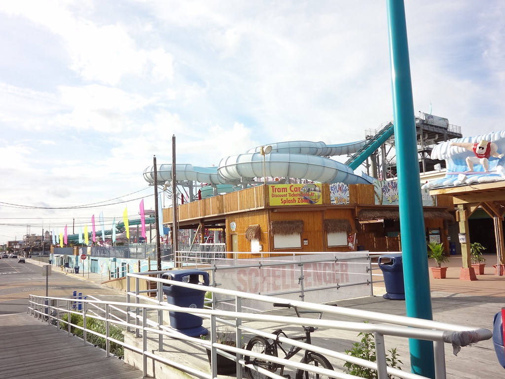 Morey's Piers Beachfront Wildwood, NJ Morning at the Boa… Flickr