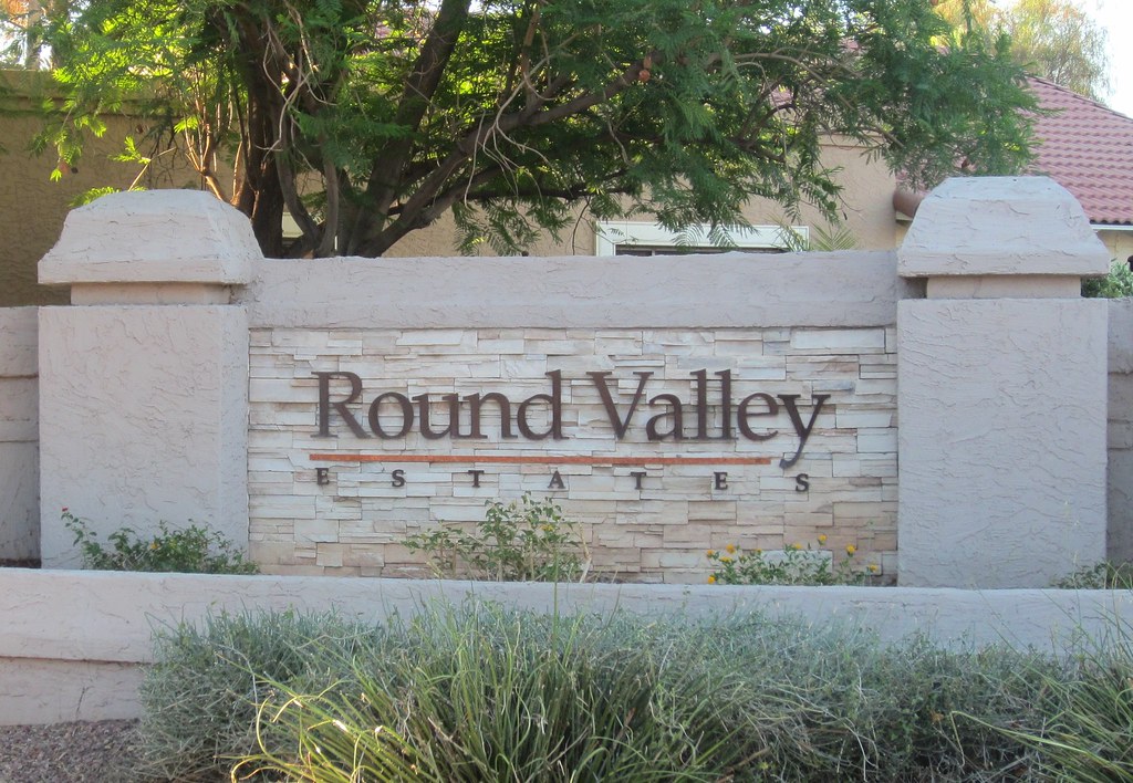 Round Valley Estates, Tempe, AZ Nick Bastian Flickr