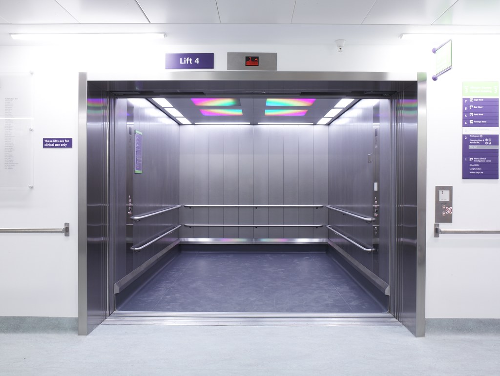 ECMO lift, Great Ormond Street Hospital Spacious lifts in … Flickr