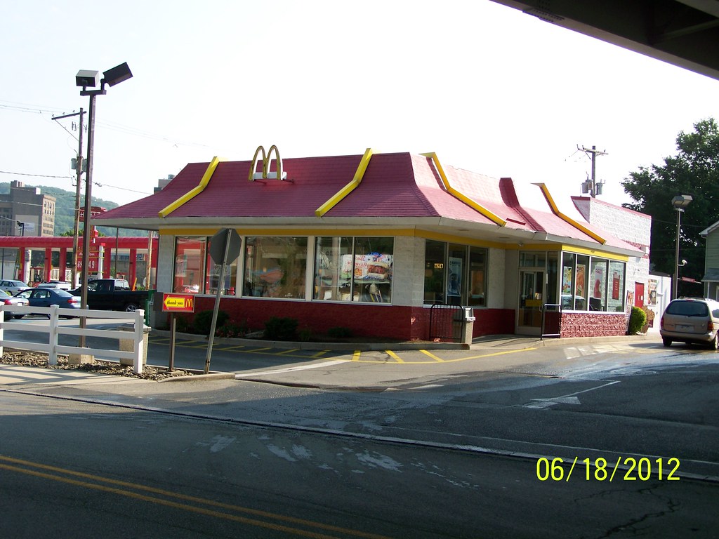 100_4361 219 Haynes Street,Johnstown, Pennsylvania ncokecan Flickr