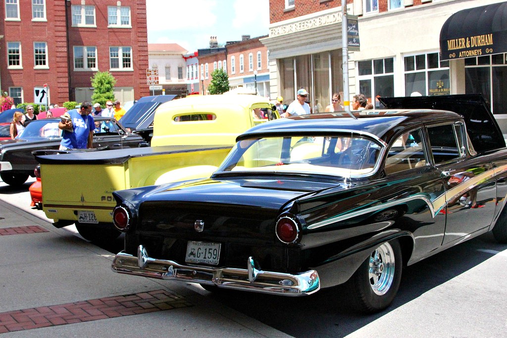 Street Rods & Classic Cars Cruisin' the Heartland Elizabet… Flickr