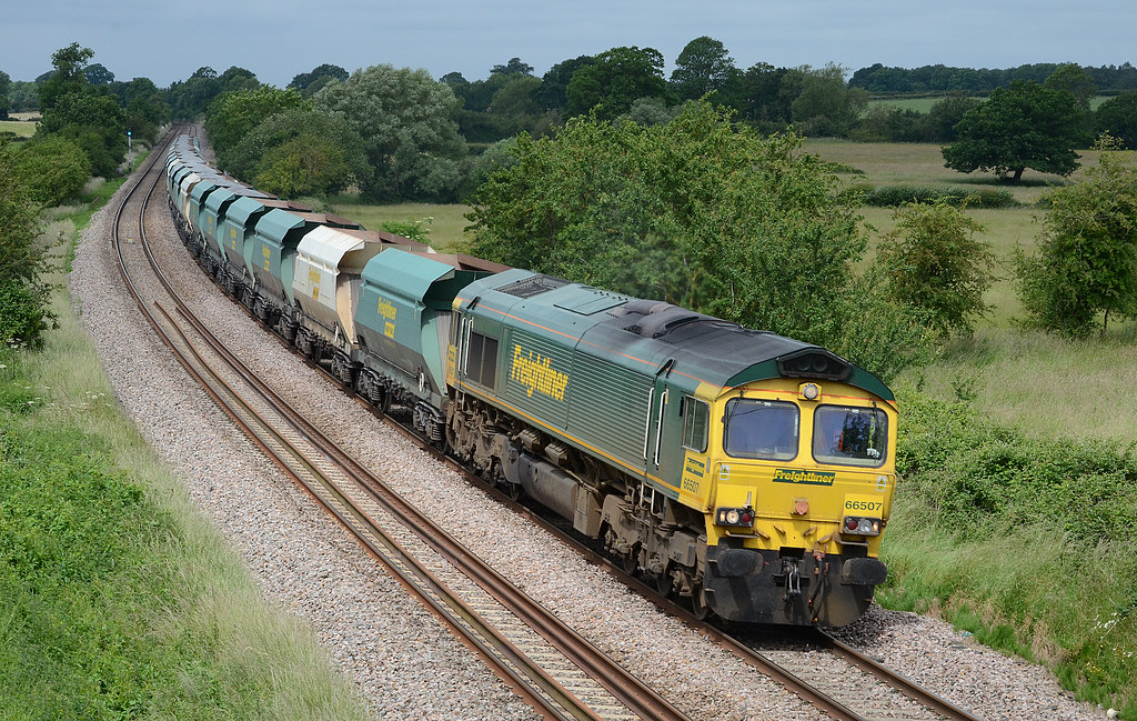 66507 66507 brings 6A21 Cardiff Pengam to Theale stone tra… Flickr