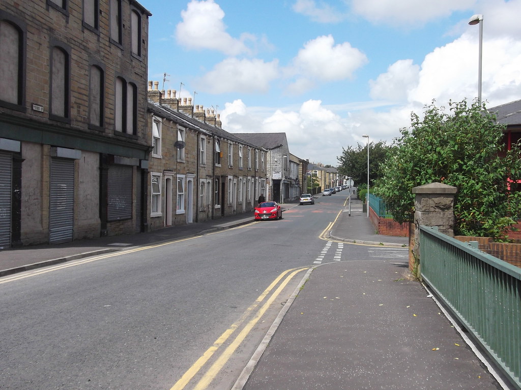 Oxford Road, Burnley Calder Bridge Robert Wade (Wadey) Flickr