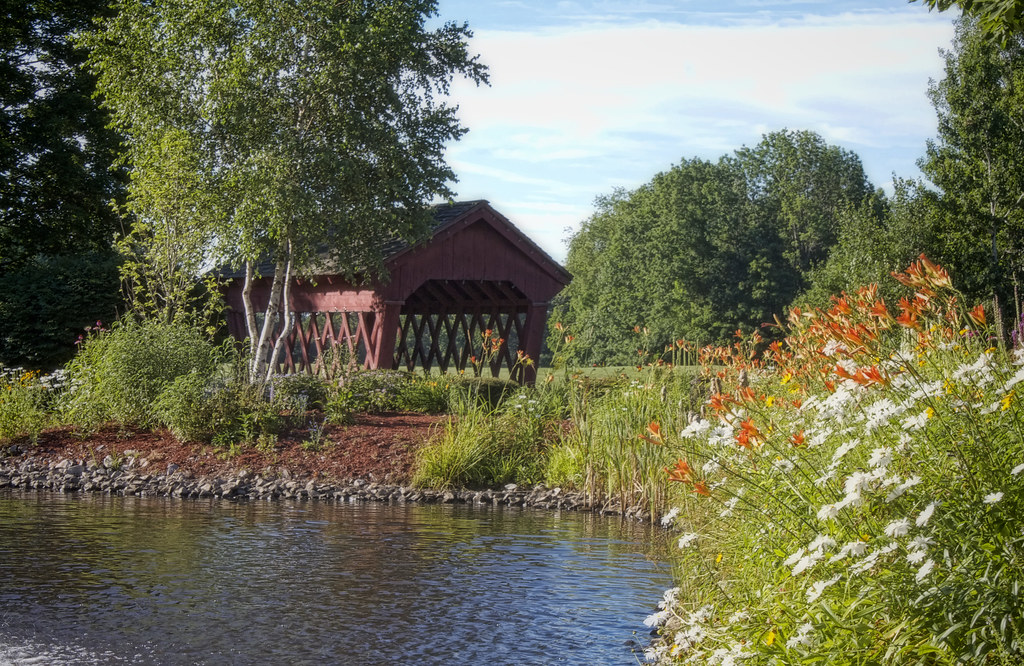 Summer Morning Covered Bridge at Candia Woods Golf Course,… Flickr