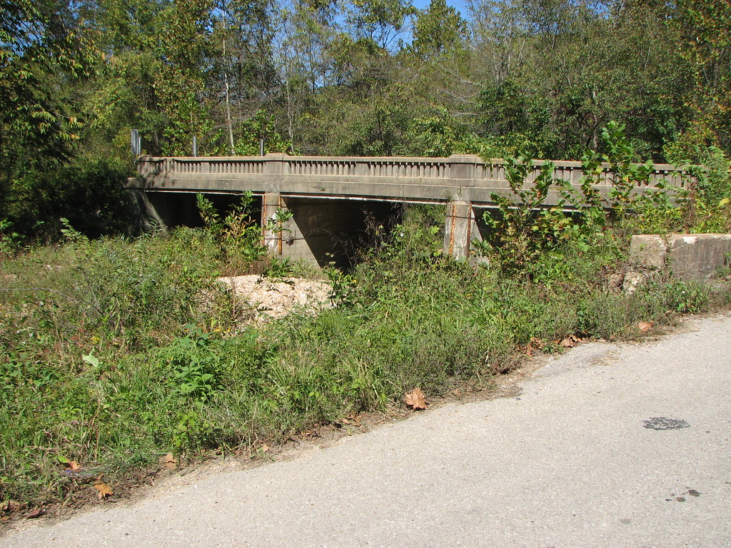 Beaver Creek Side View Side view of Beaver Creek bridge a… Flickr